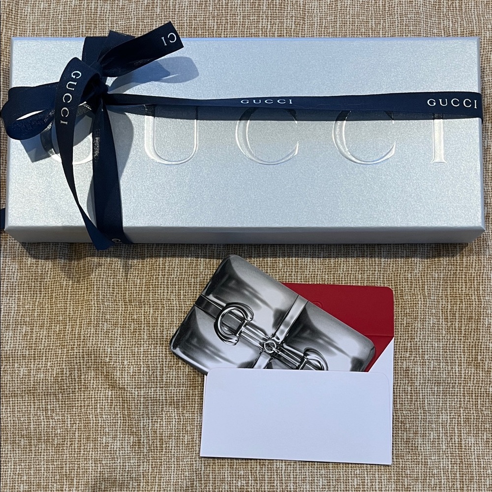 Gucci Holiday Card Set